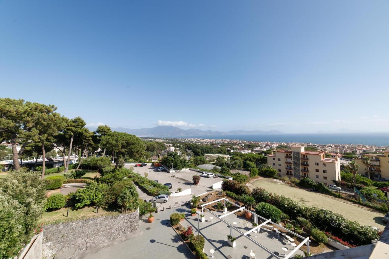 Sakura Hotel Torre del Greco