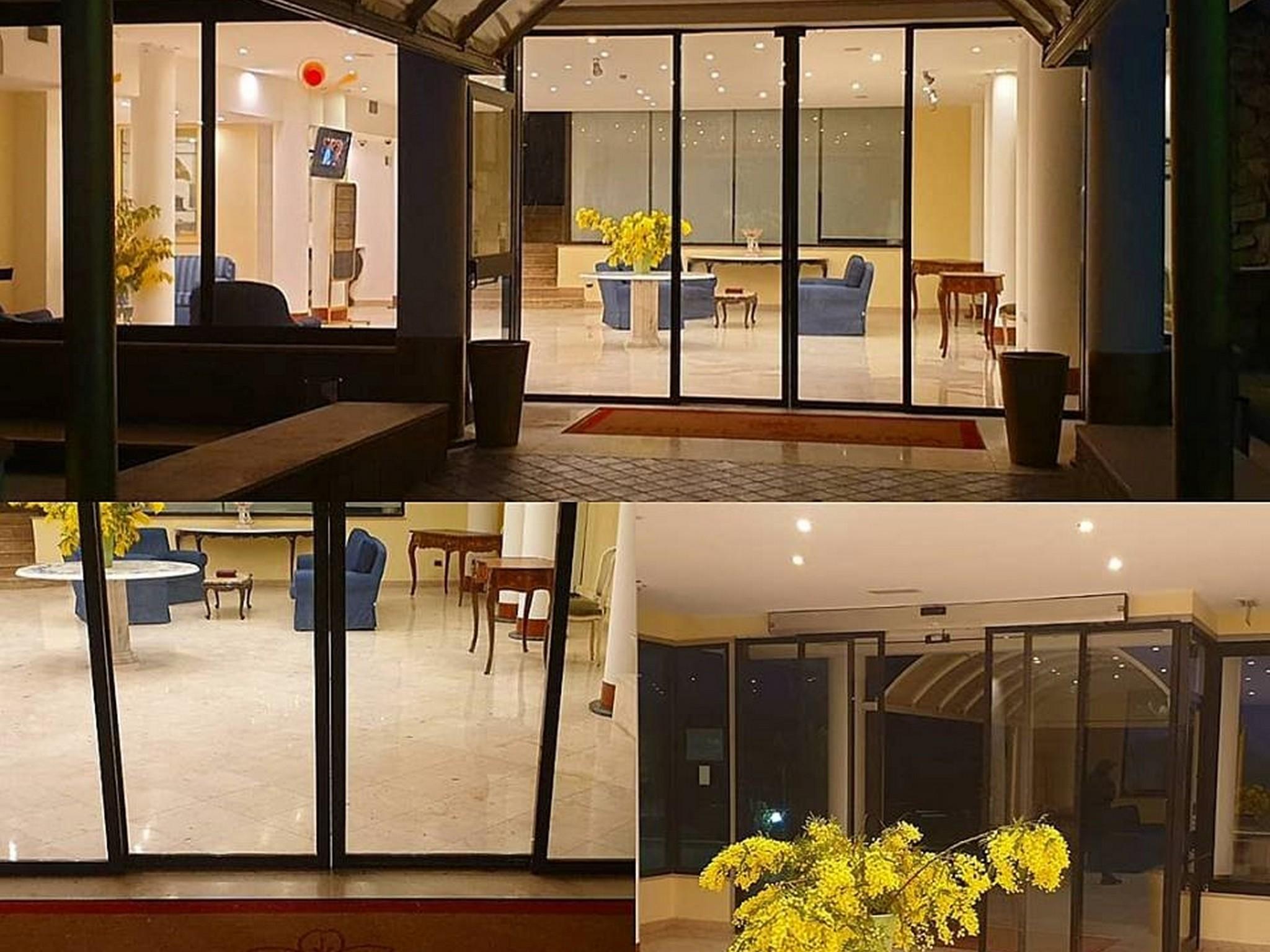 Sakura Hotel 4*