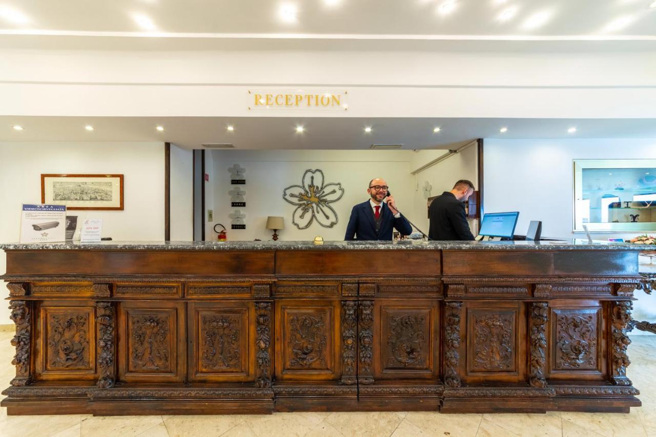 Sakura Hotel Torre del Greco